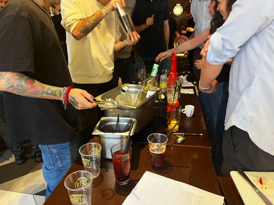 Cocktail Challenge Team Building: l’attività perfetta per un anniversario aziendale - 12