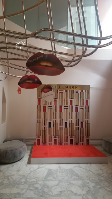 Lancio nuova linea di rossetti Estée Lauder - 1