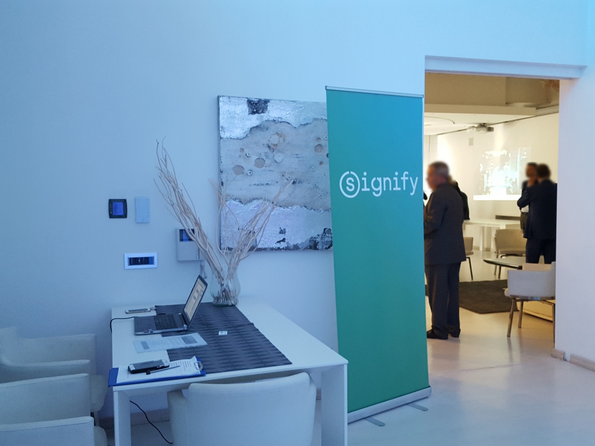 Meeting "Signify: the meaning of light" per Signify - Philips - 5