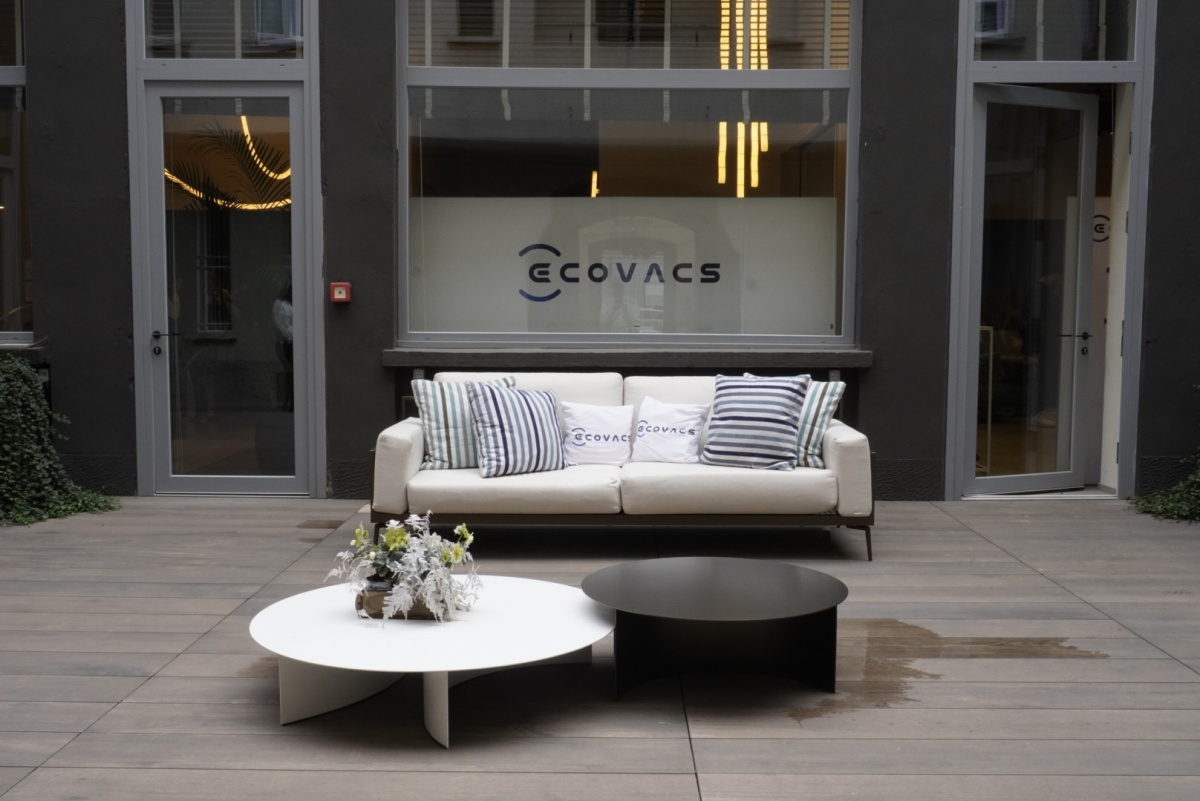 Presentazioni live e catering di qualità: l’evento perfetto per Team Lewis and Ecovacs - 3