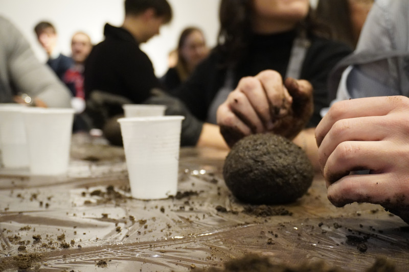 Team building sociale con Kokedama per AKAMAS - 12