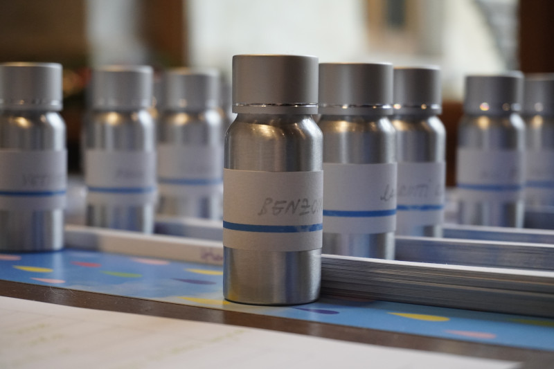 Team building con creazione di fragranze a Milano per Perfetti Van Melle - 12