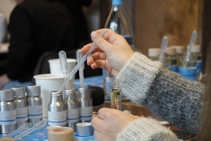 Team building con creazione di fragranze a Milano per Perfetti Van Melle - 5