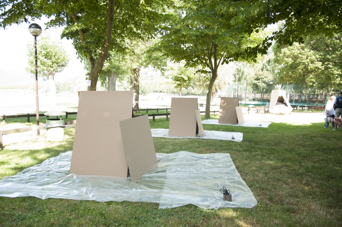 Smart Eventi: Team building carton boat per Daimler Merfina - 0