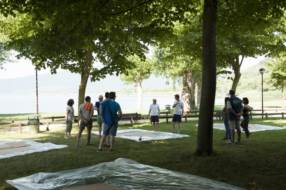 Smart Eventi: Team building carton boat per Daimler Merfina - 17