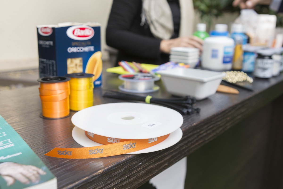 Team Building Paint Company per Sixt Rent Car - 24