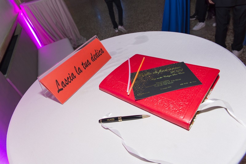 Party esclusivo di fine anno di una scuola privata a Milano - 0