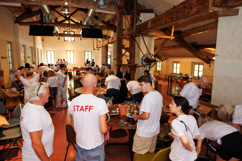 Team building solidale all'aria aperta per l'Istituto Marangoni - 98