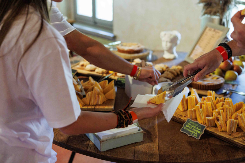 Team building solidale all'aria aperta per l'Istituto Marangoni - 142