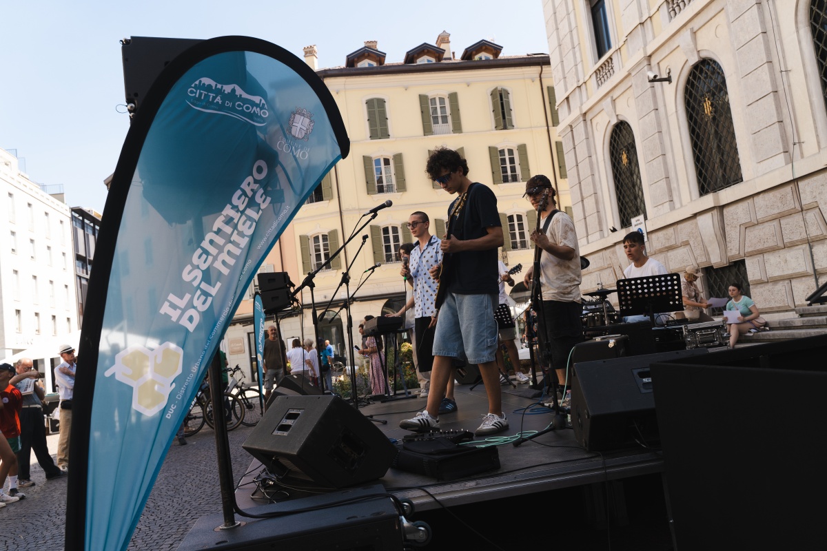 A Como arriva “Il Sentiero del Miele”: un progetto per educare e valorizzare l'identità cittadina - 8