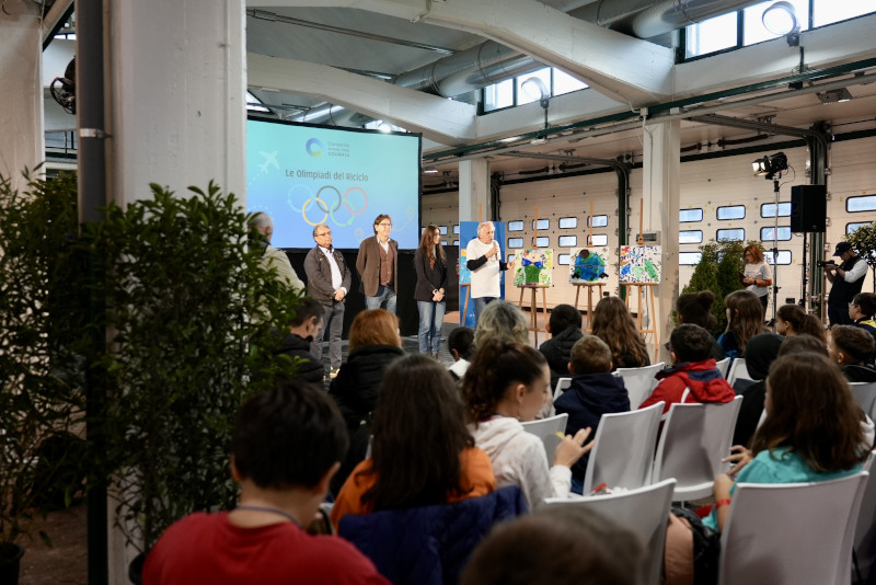 Le Olimpiadi del Riciclo: Come GECO e Smart Eventi Rivoluzionano l'Educazione Ambientale per i Giovani - 1