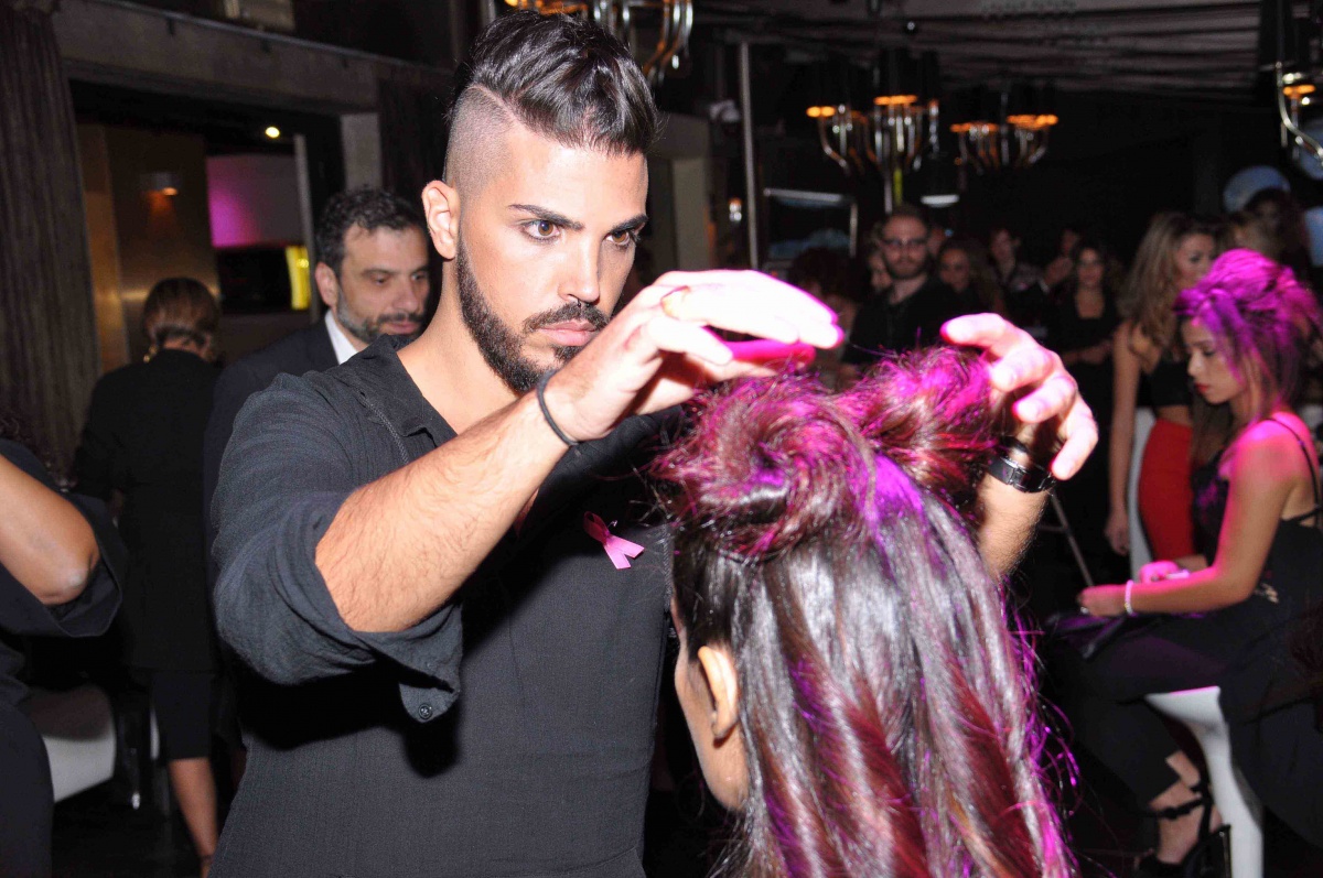 Primo contest di un tour promozionale tra i saloni Aveda - 4