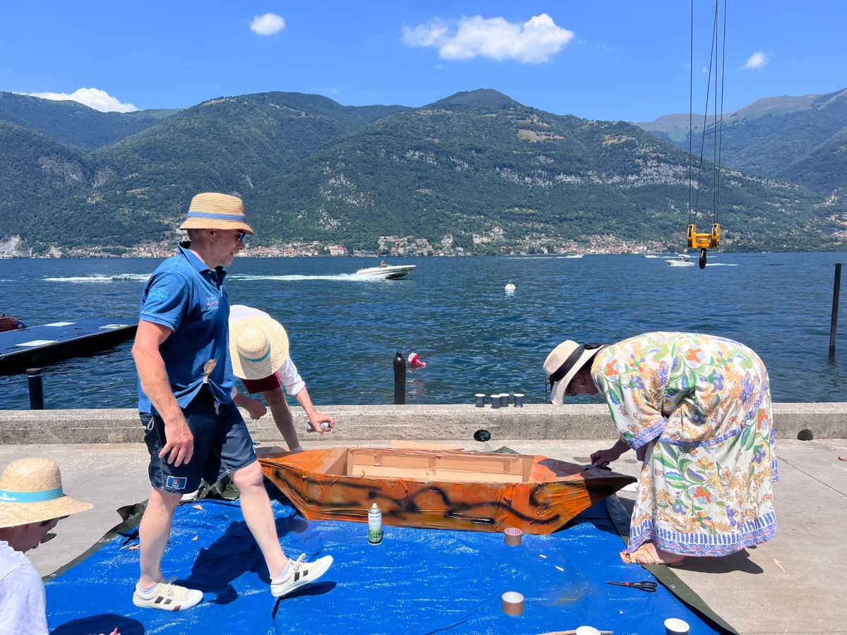 Attività memorabile sul lago: Carton Boat Challenge allo Yacht Club Eriolario - 7