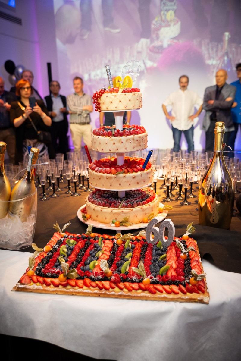 Organizzazione festa compleanno 60 anni location moderna total white Milano - 6
