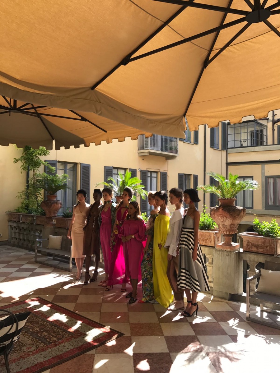 Presentazione della collezione per Wynonah De Jong - 0