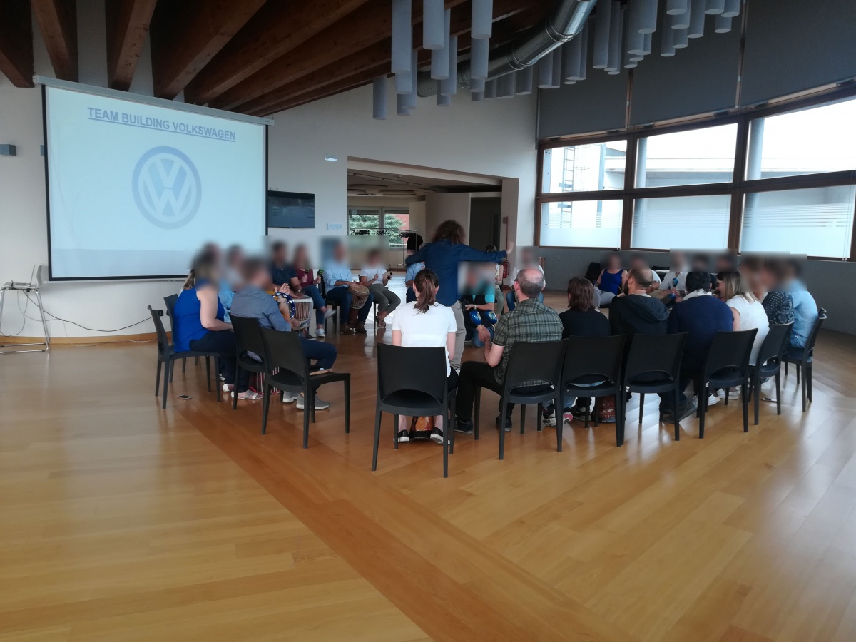 Team Building Drum Circle per Volkswagen - 1