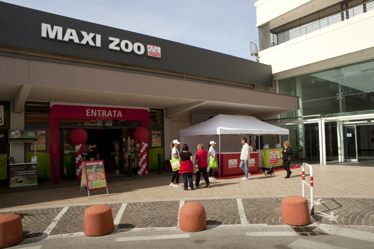 Villaggio Maxizoo a Roma con la testimonial Giorgia Palmas - 14