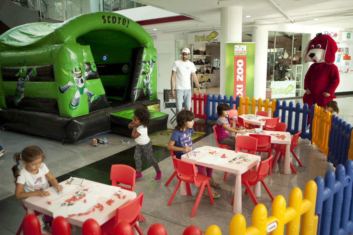 Villaggio Maxizoo a Roma con la testimonial Giorgia Palmas - 26