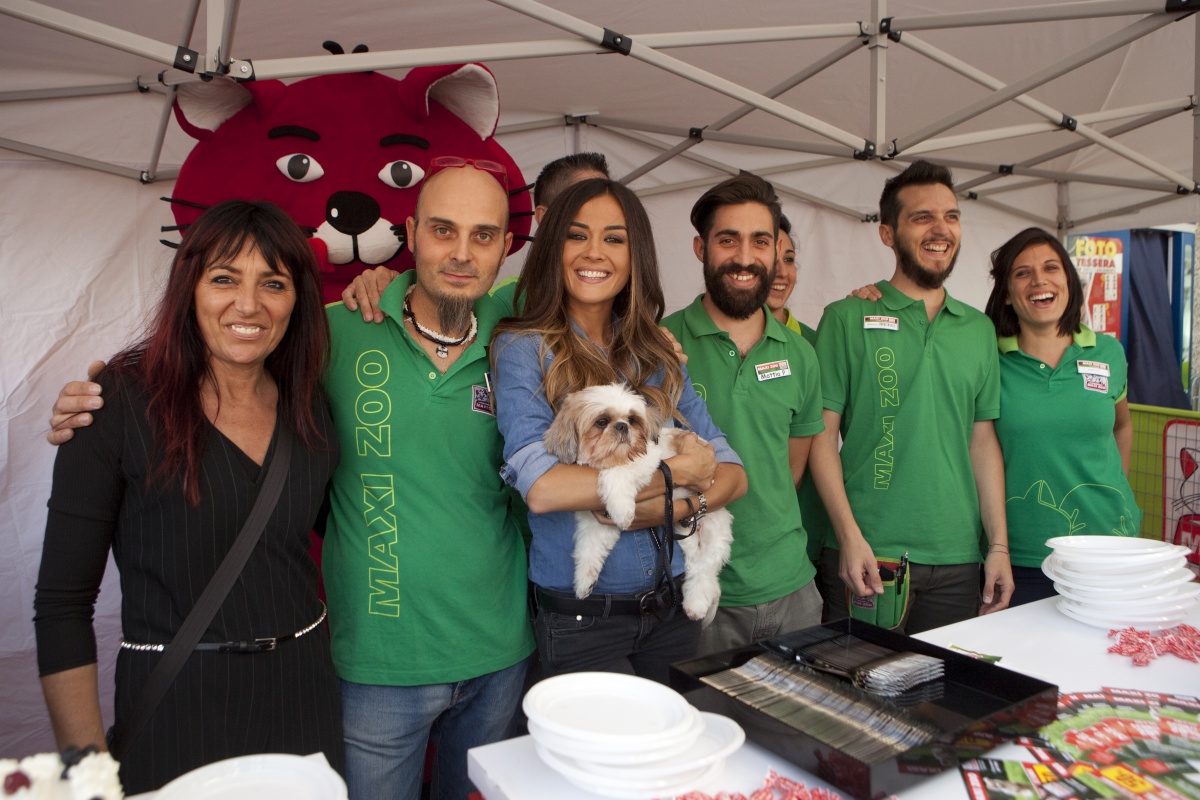 Villaggio Maxizoo a Roma con la testimonial Giorgia Palmas - 5