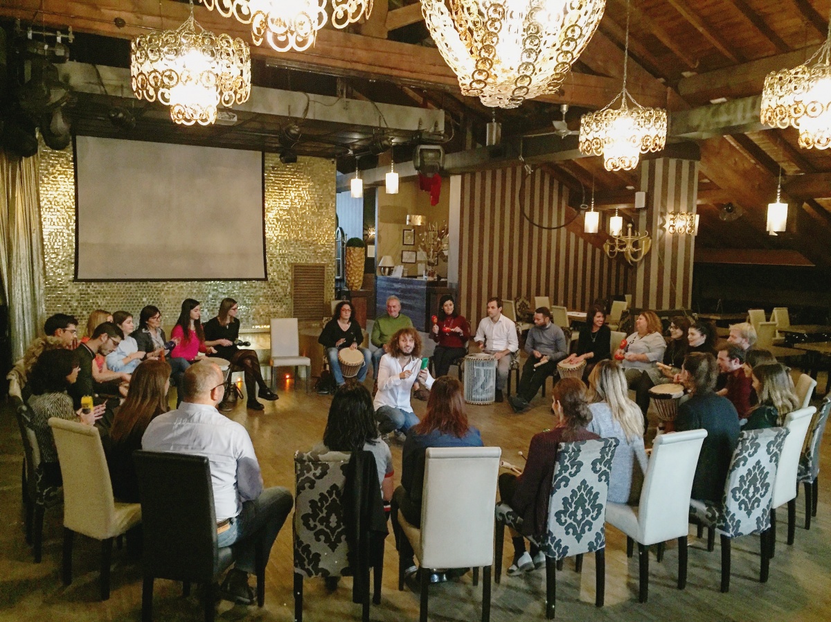 Team Building Drum Circle per Reckitt Benckiser - 3