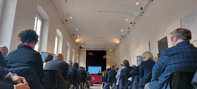 Location scouting, gestione logistica, staff e catering per un grande evento a Milano - 12