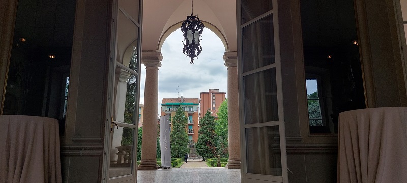 Location scouting, gestione logistica, staff e catering per un grande evento a Milano - 0