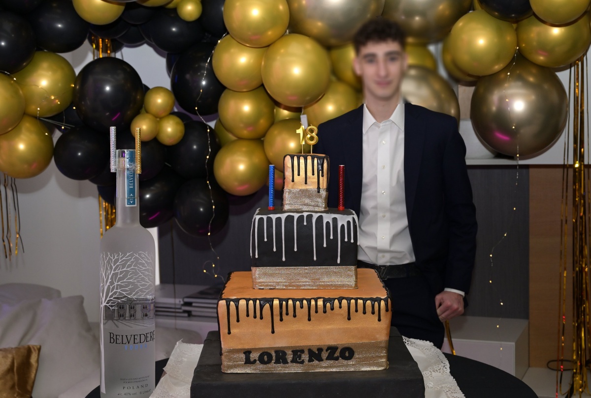 18esimo a tema Black & Gold - 5