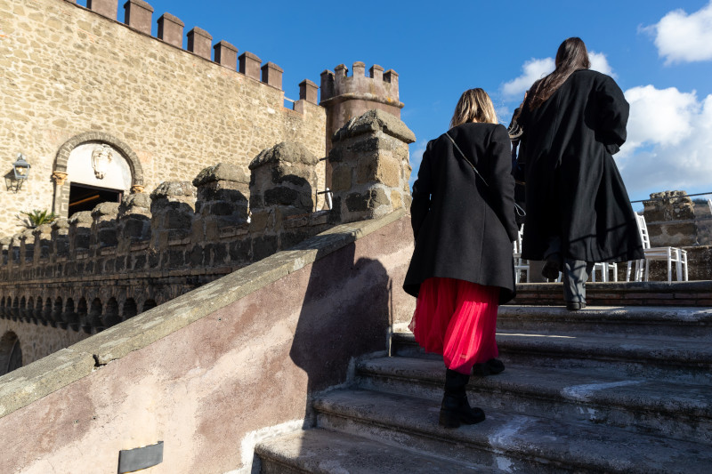 Movie Making Team Building: Trasformare un Castello in Set Pubblicitario - 10