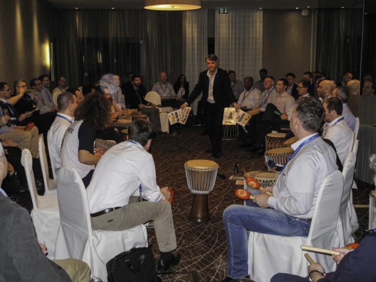 Smart Eventi per Zebra Technologies: Team building drum circle - 6