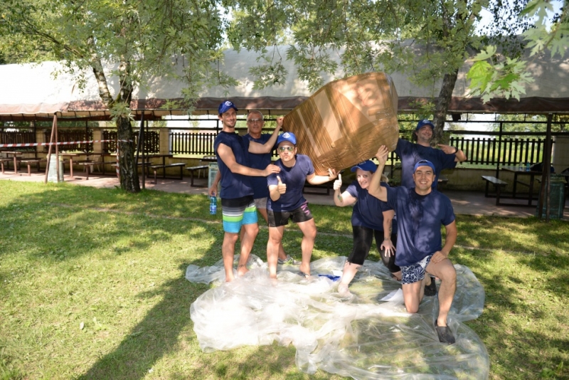 Smart Eventi: Team Building carton boat per Bestway Corp. - 43