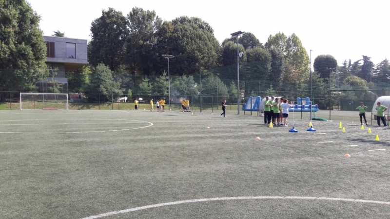 Smart Eventi: Cena aziendale e team building con giochi senza frontiere per Multi Italy - 1