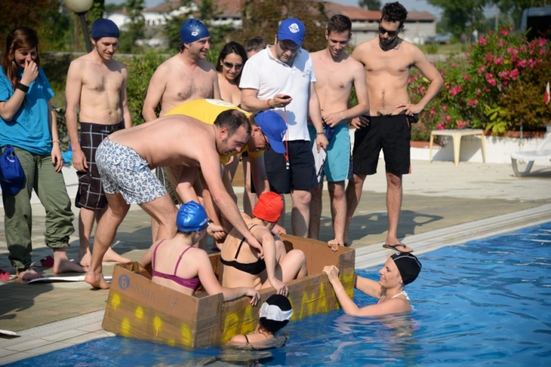 Smart Eventi: Team Building carton boat per Bestway Corp. - 48