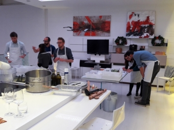 Abbiamo organizzato un team cooking in stile Masterchef come attività di team building per il gruppo Decathlon del negozio di Segrate.