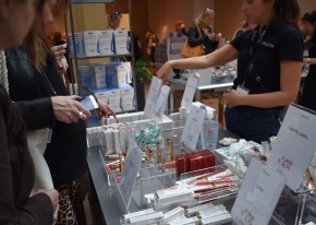 Collistar ha contattato per il secondo anno Smart Eventi per l’organizzazione della loro svendita annuale.