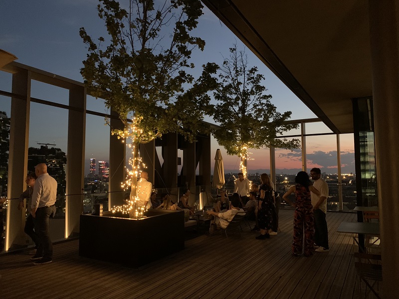 Evento estivo Selexi, un’apericena con vista sulla dagli skyline Milanesi - 0